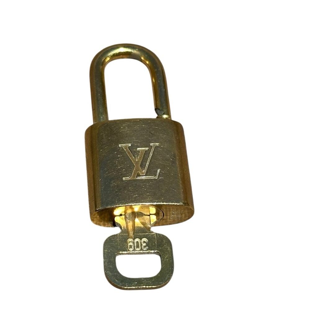 Louis Vuitton Gold 309 Lock and key Padlock